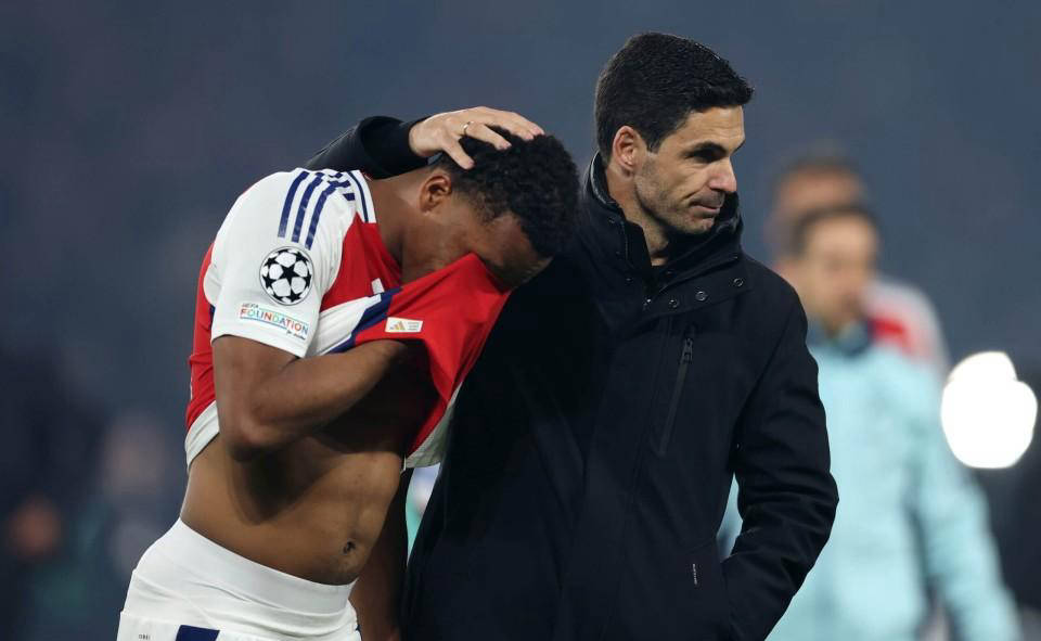 德布劳内意外战胜C9，重要助攻引爆全场！