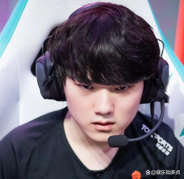 爱游戏官网-比赛规则变更引发热议！，JackeyLove在日本队比赛中表现优异气势如虹延续的简单介绍-爱游戏官网