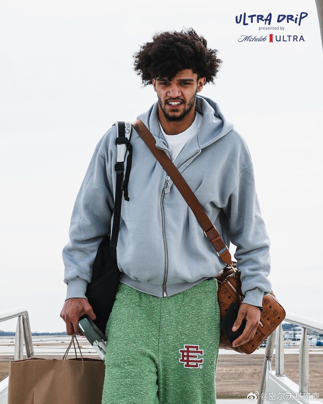 关于转会期纽卡斯尔调整名单以备NBA季后赛清晨密尔沃基雄鹿调整名单，网友：罗马今夜队长鼓劲的信息