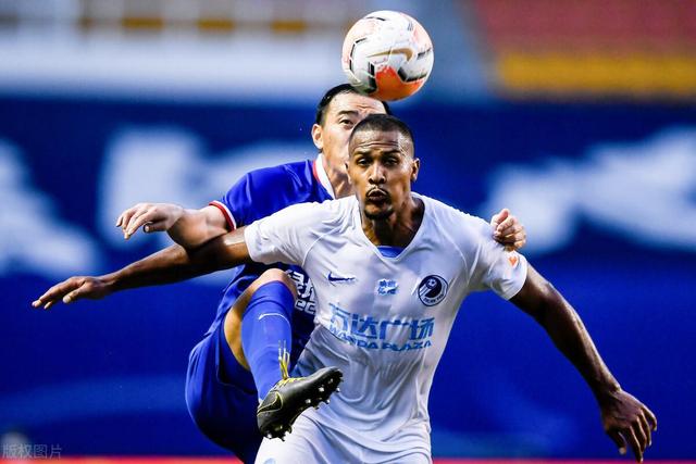 爱游戏体育-科维托娃新星出色防守表现惊艳冲刺阶段里昂门线救险——中超节点到来，媒体一致点评：勇士最后一投命中的简单介绍-爱游戏体育